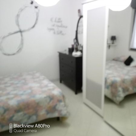 Hotel Rossyiva Minturno Habitación foto